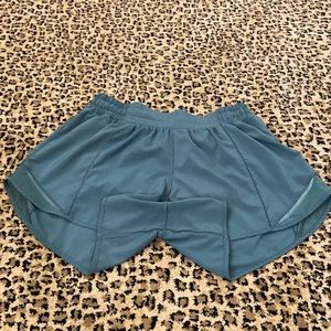 Lululemon Size 6 Tall Seafoam Green Hotty Hot GUC
